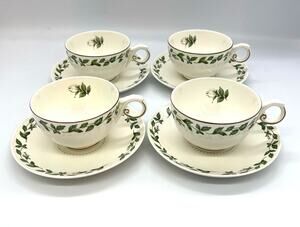 Vintage Superior Hall Quality Cameo Rose Set of 4 Coffee / Tea Cups & Saucers